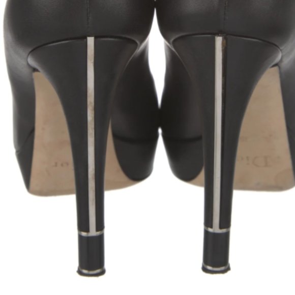 Pre-owned CHRISTIAN DIOR Black Leather Heels Pumps w/ silver detailing on heels - Picture 7 of 7